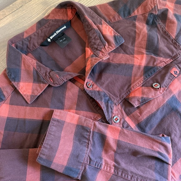 Black Diamond Other - Black Diamond Men's Medium Red Black Long Sleeve Button Up Shirt Collar Top